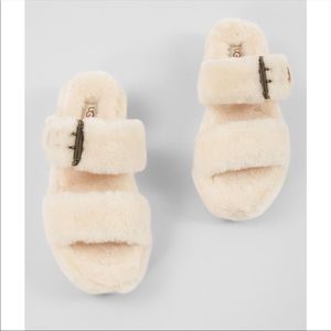 NWOT UGG FUZZ YEAH